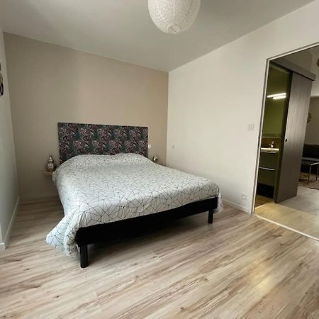 Appartamento T2 Refait A Neuf Sur Le Theme Oriental Rodez Esterno foto